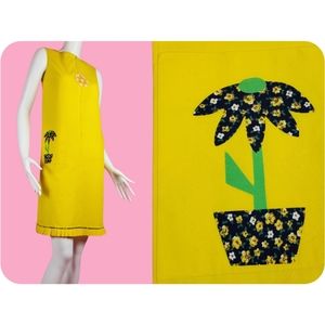 SOLD Deadstock 60s mod dress